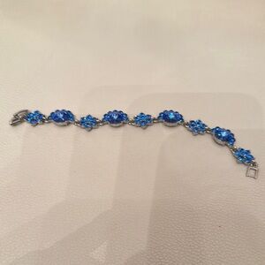 Elegant Blue and Silver Bracelet